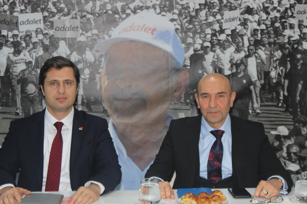 CHP İzmir'de kongre zirvesi