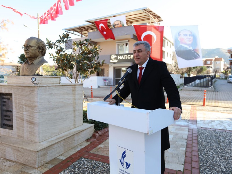 Uğur Mumcu Güzelbahçe’de büstü başında anıldı