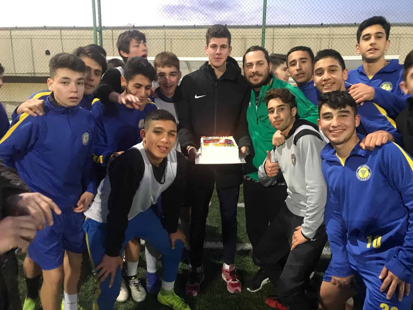 Buca'yı gururlandıran transfer: 16 yaşındaki file bekçisi Fenerbahçe'de