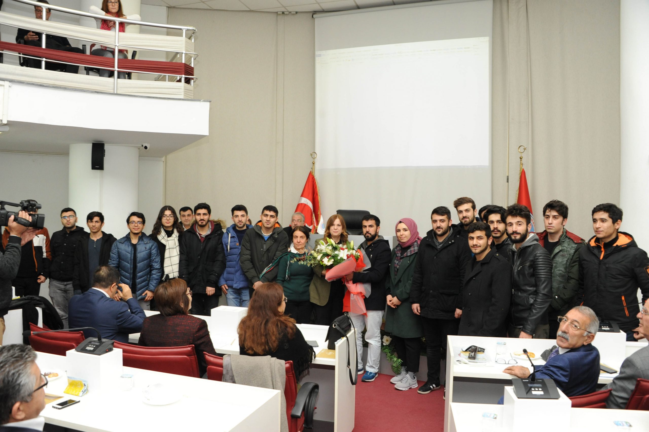 Balçova'da Öğrencilerden Anlamlı Ziyaret