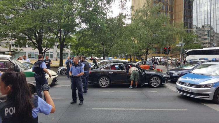 Almanya'daki Türklerin düğün konvoyu ülkenin gündemine oturdu!