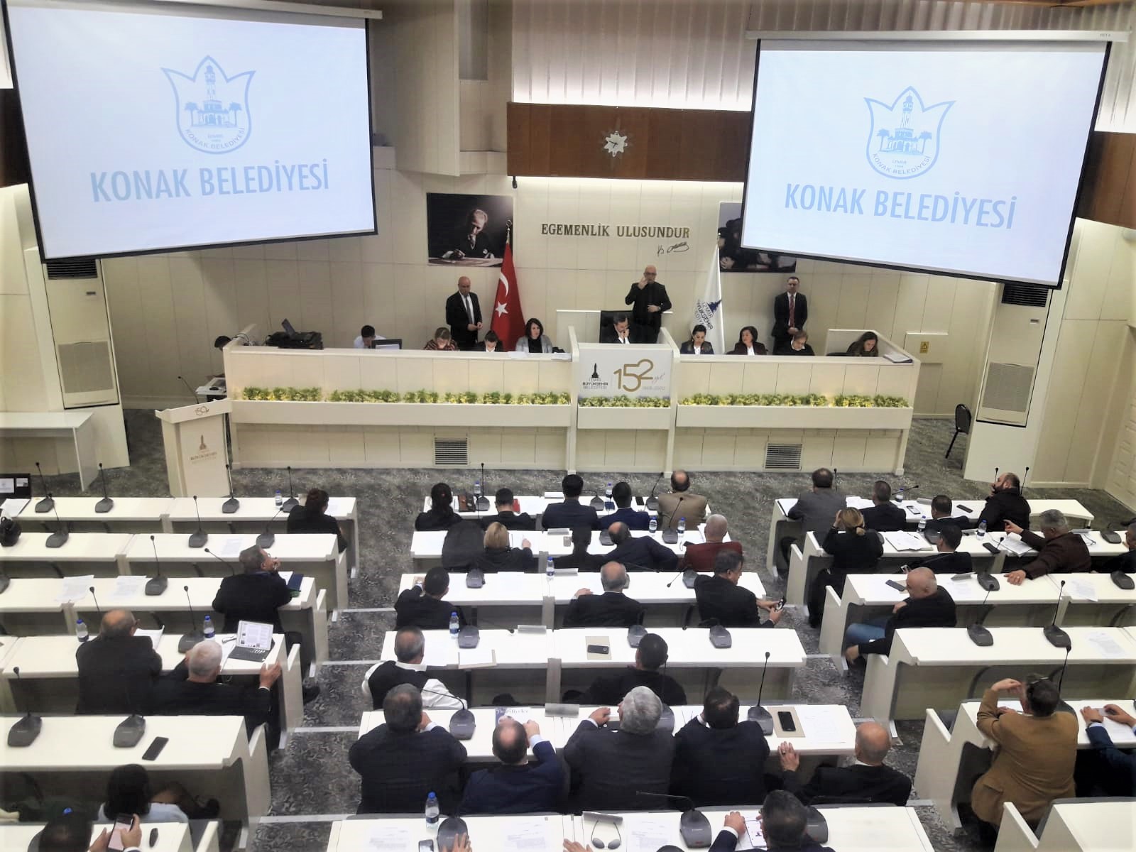 Ak Partili Yıldız'dan Batur'a çağrı: Viyadük kolonları sıvılaşma nedeniyle tehlike saçıyor