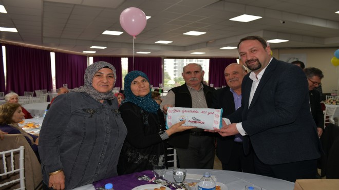 Çiğli’de 'bir yastıkta 40 yıl' jesti!