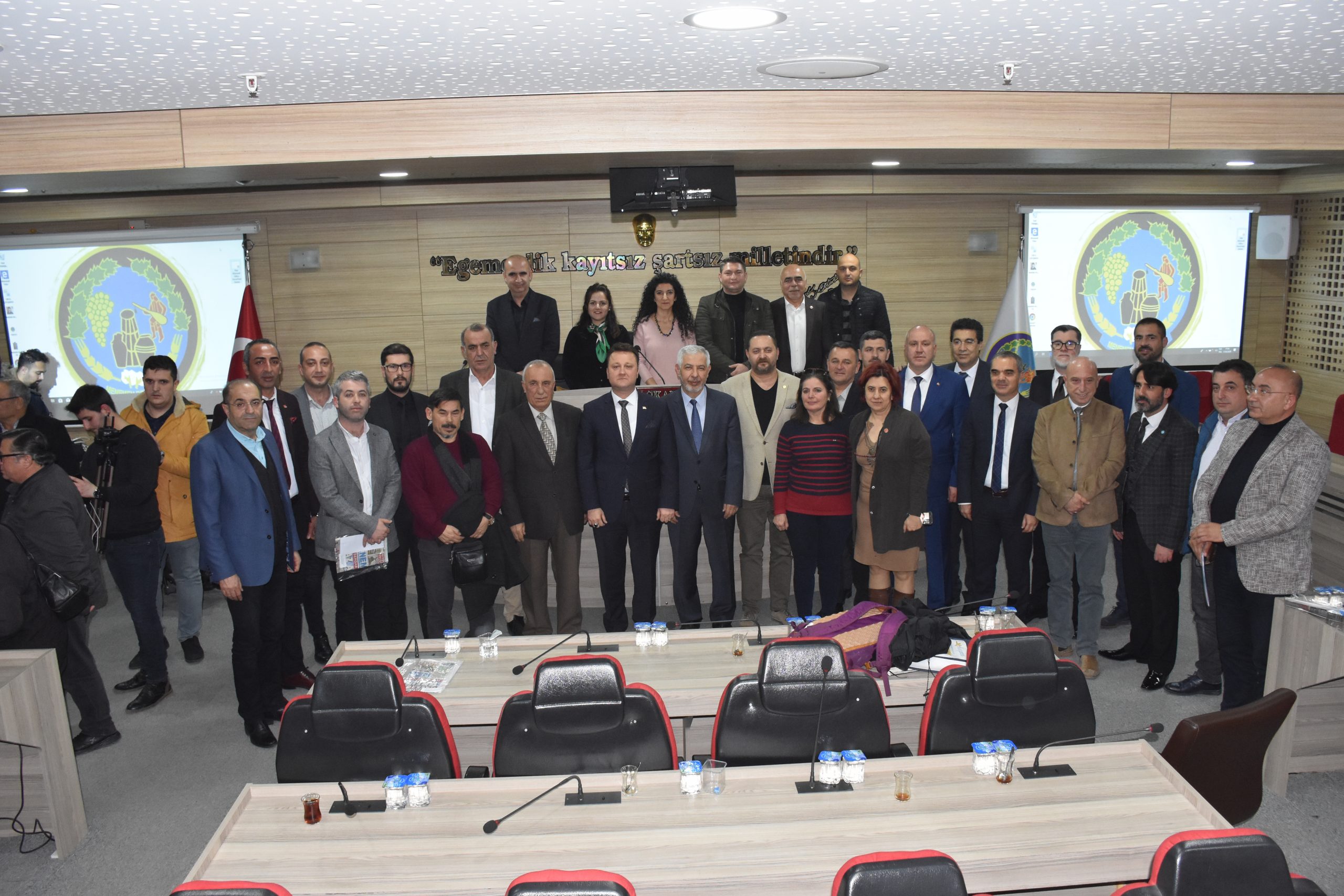 Menemen'de tarihi karar: Üniversiteye kapılarını açıyor