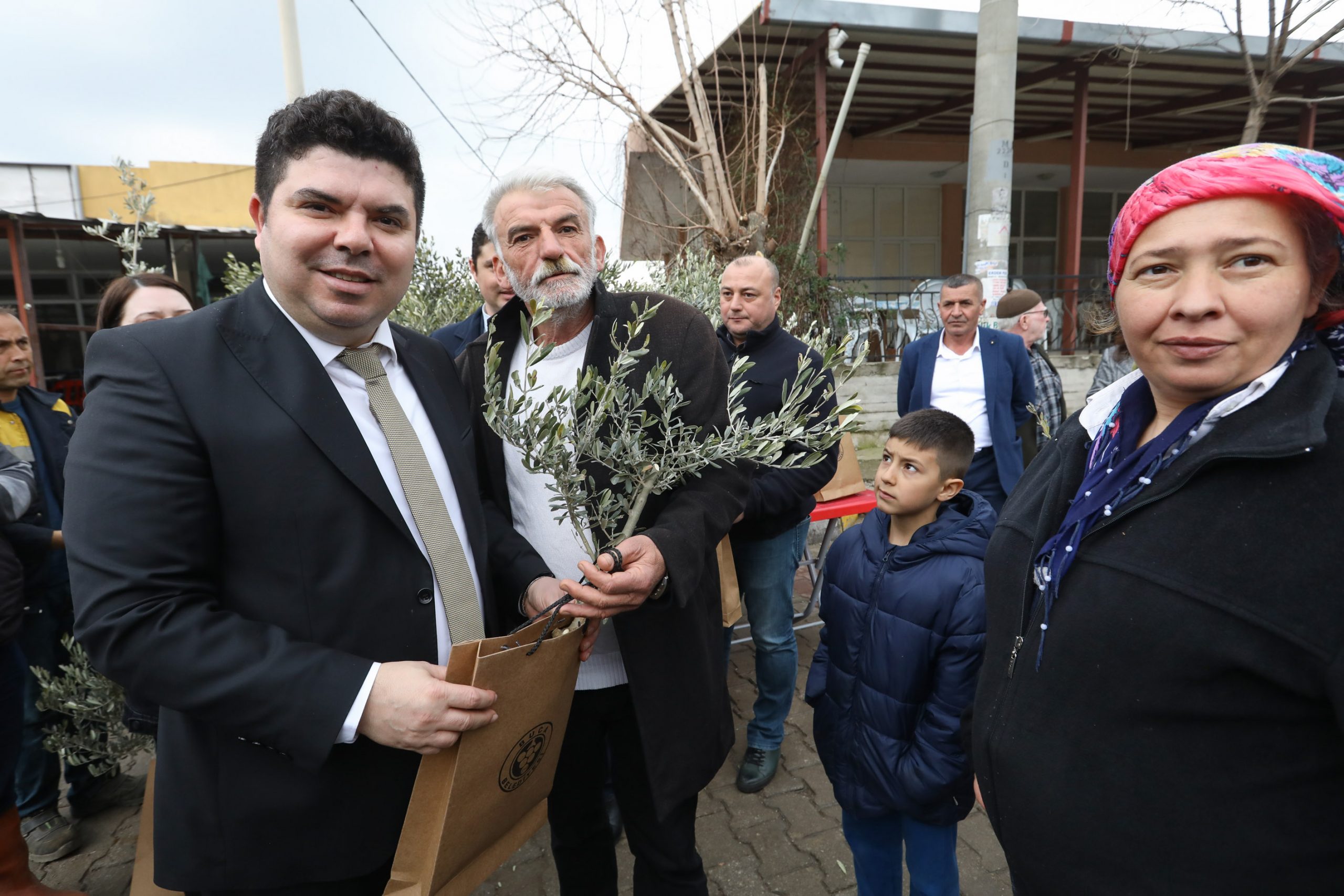 Başkan Kılıç’tan üreticiye rant uyarısı: “Tarlalarınızı satmayın”