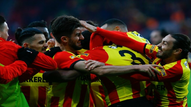 Göztepe iç transferde frene bastı