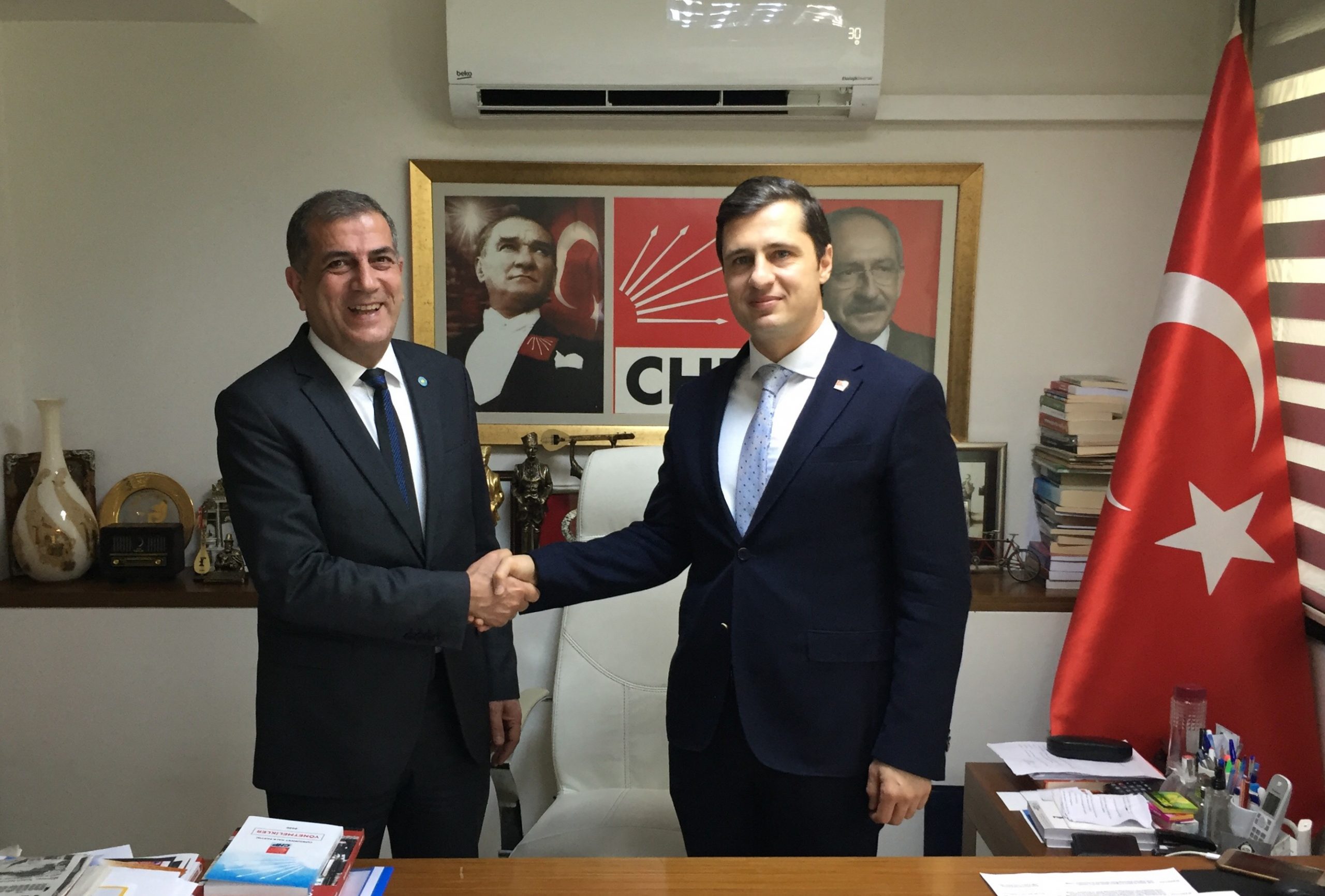 CHP İzmir'e ziyaretçi akını