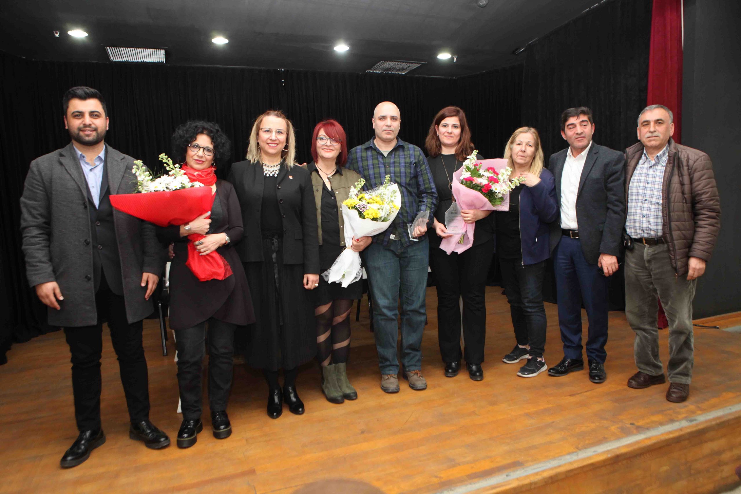 Bayraklı'da 'Dünya Öykü Günü' Paneli