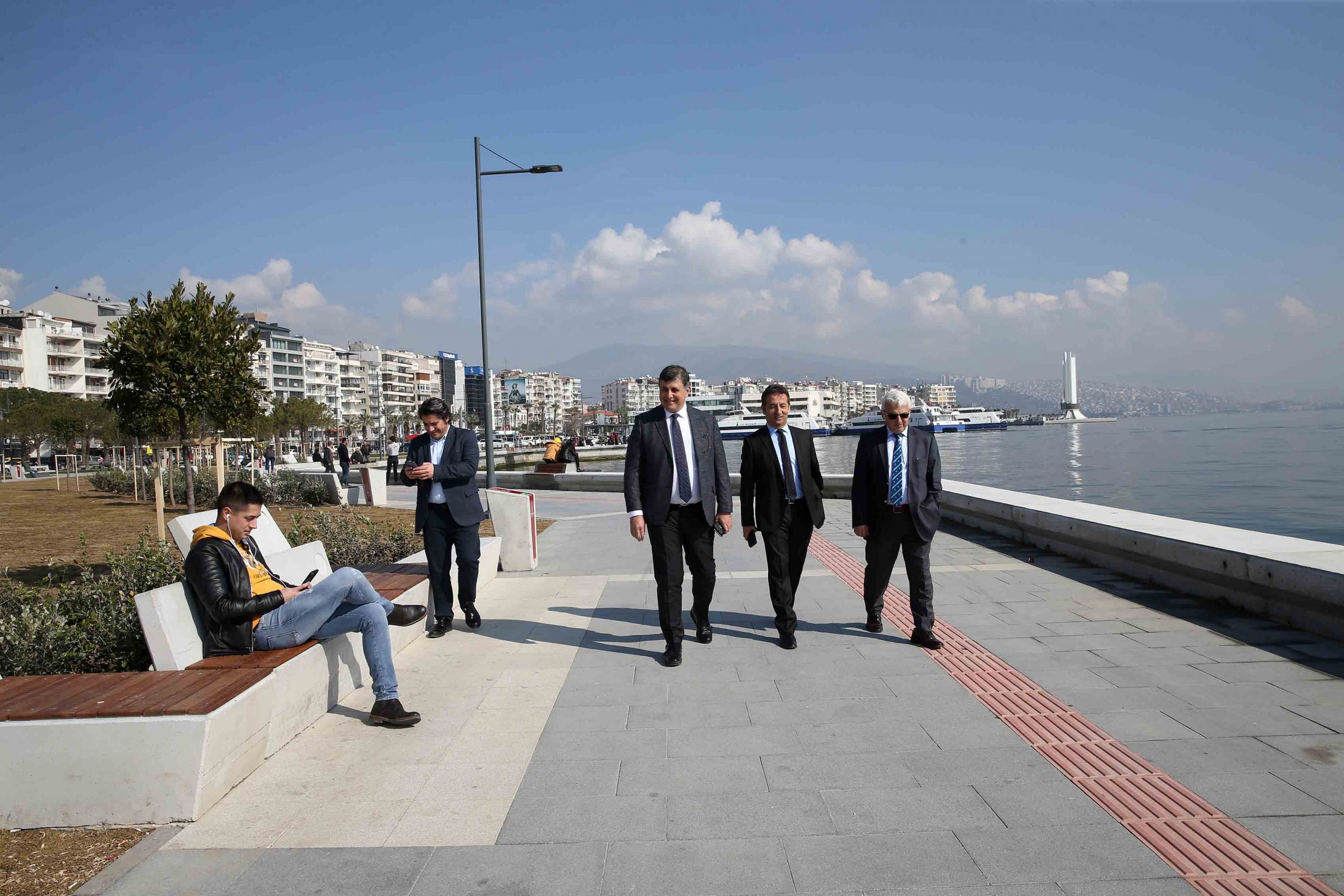 Karşıyaka'da gündem 'deniz': Başkanlardan 'deniz taksi' müjdesi