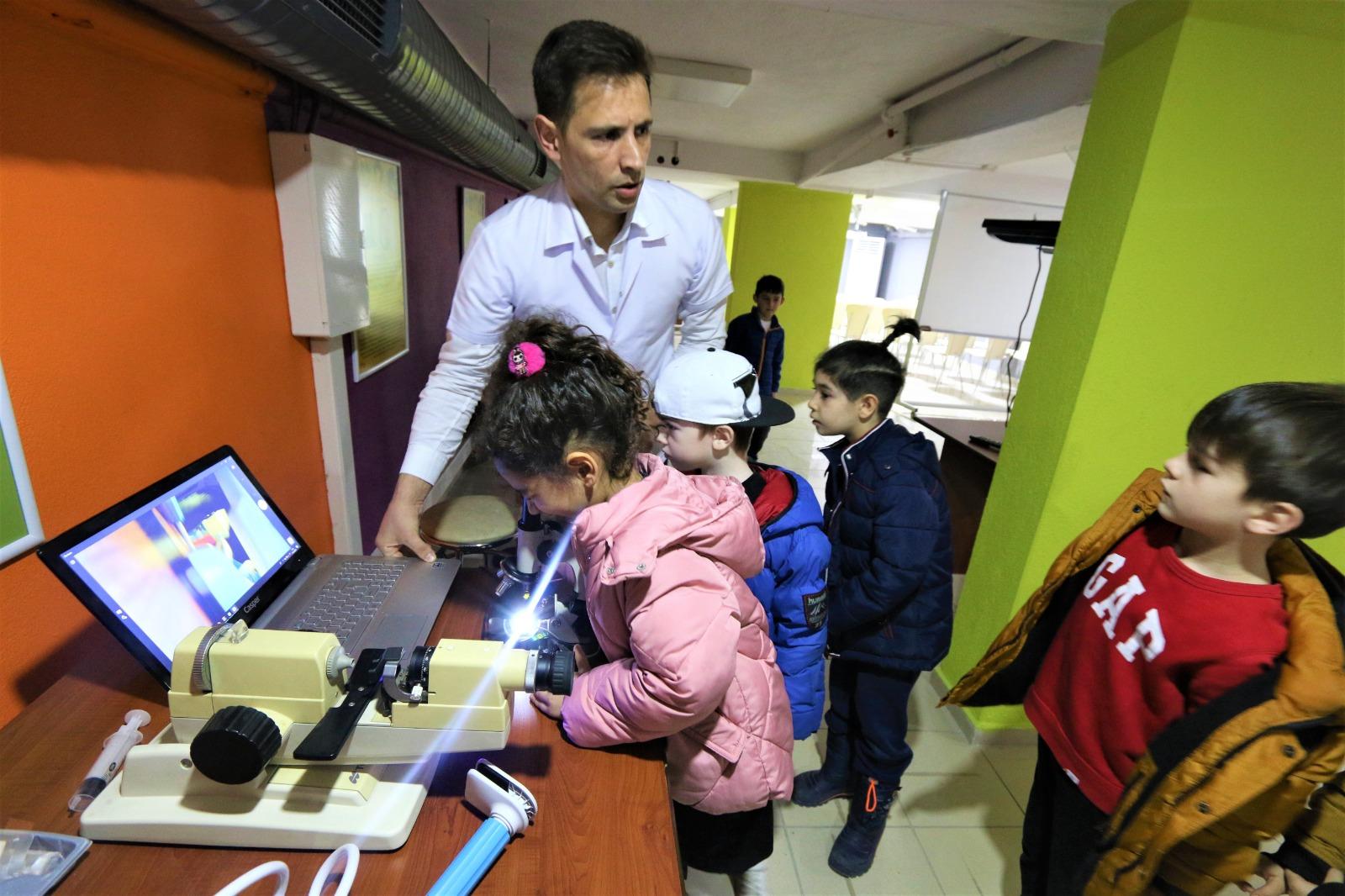 Konaklı çocuklar bilimi eğlenerek öğreniyor  