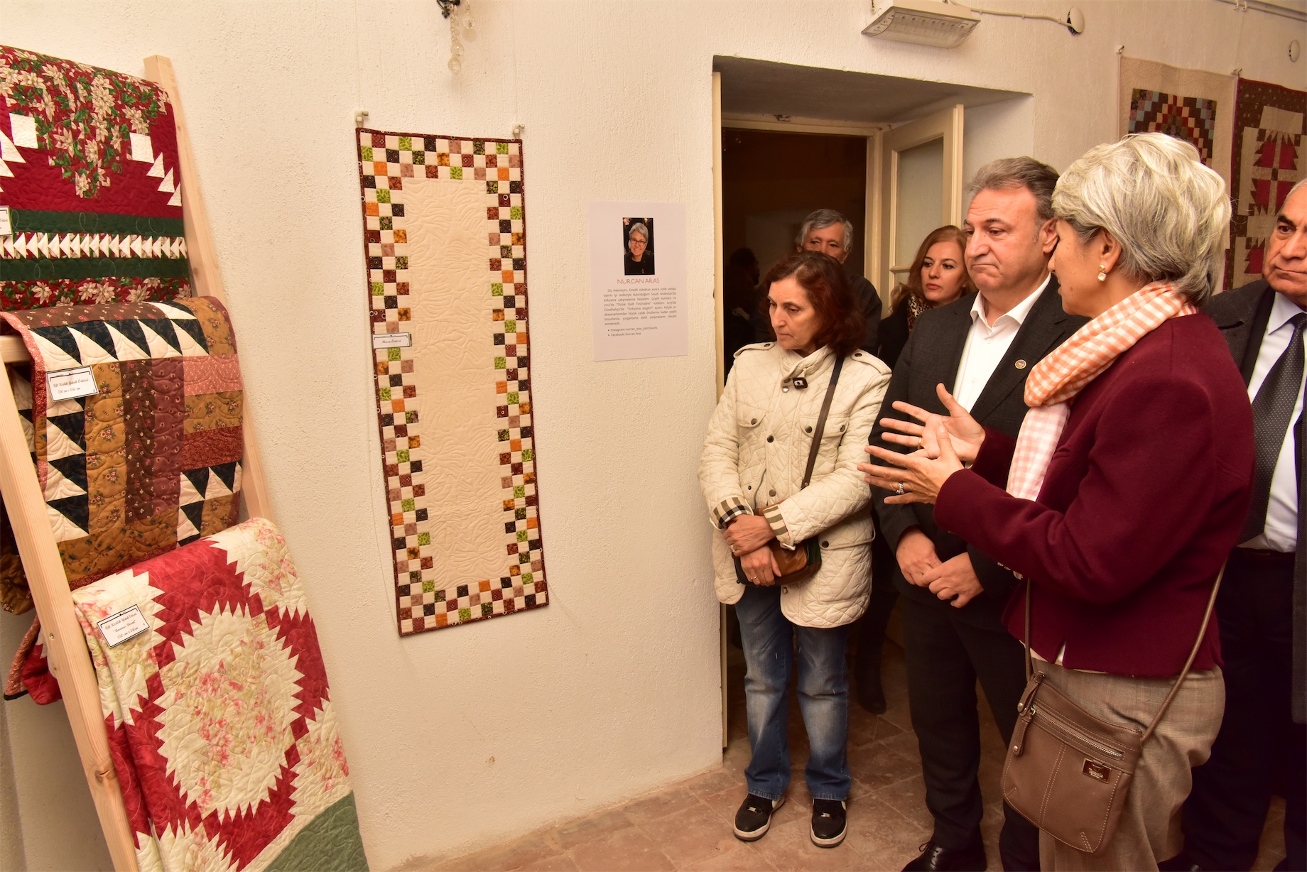 Bornova’da resim, heykel ve kırkyama aynı sergide