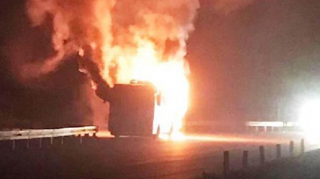 Dikili'de servis otobüsü alev topuna döndü!