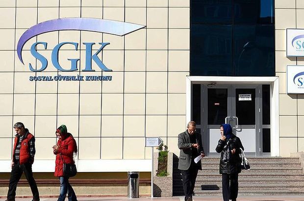 SGK'dan çalışan emeklilerin belini bükecek düzenleme!