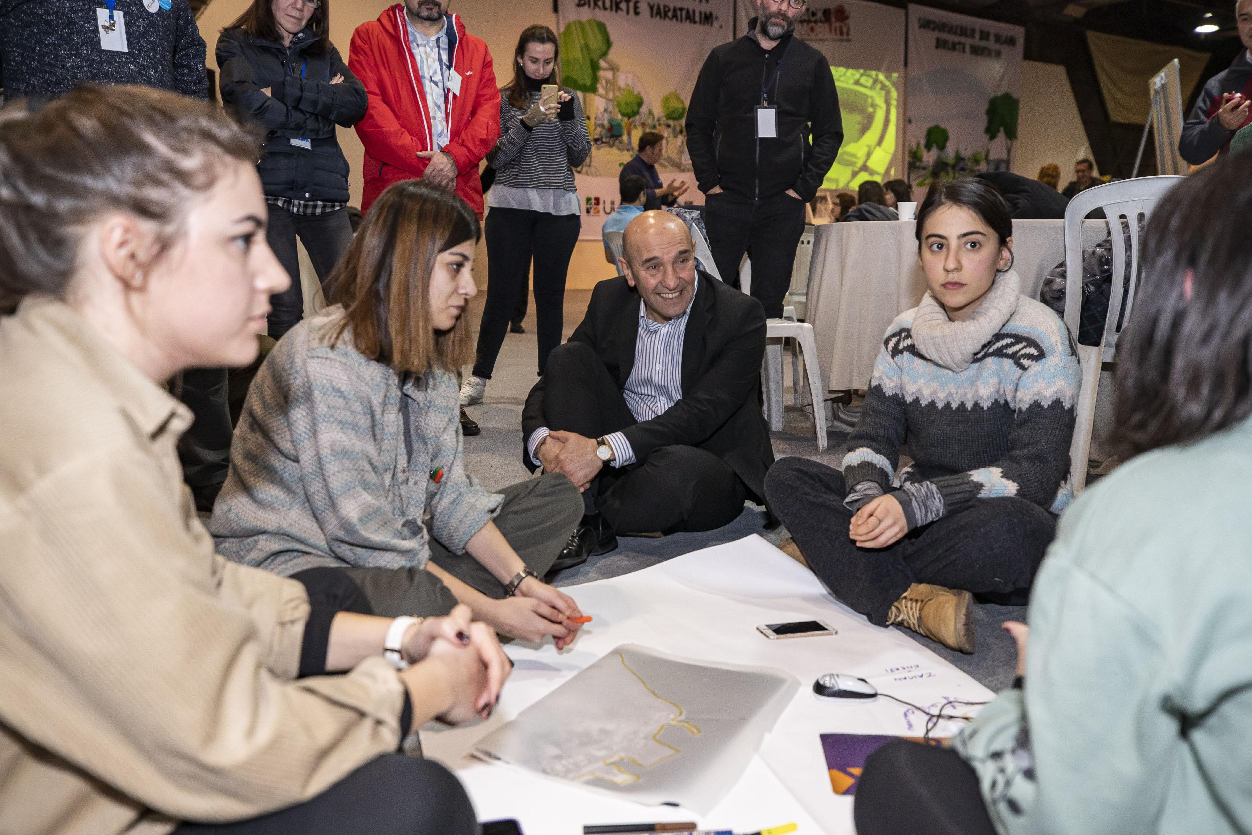 Fikirler vatandaştan uygulama Büyükşehir’den