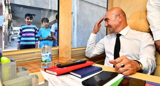 Tunç Soyer duyurdu: Virüs nedeniyle işsiz kalan 40 bin aileye nakdi yardım