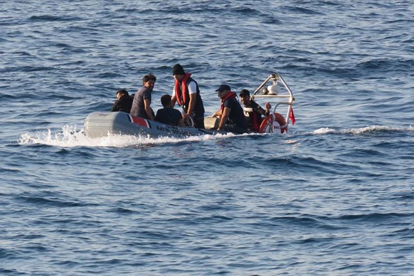 Türkiye'den kaçtılar Midilli'de saldırıya uğradılar