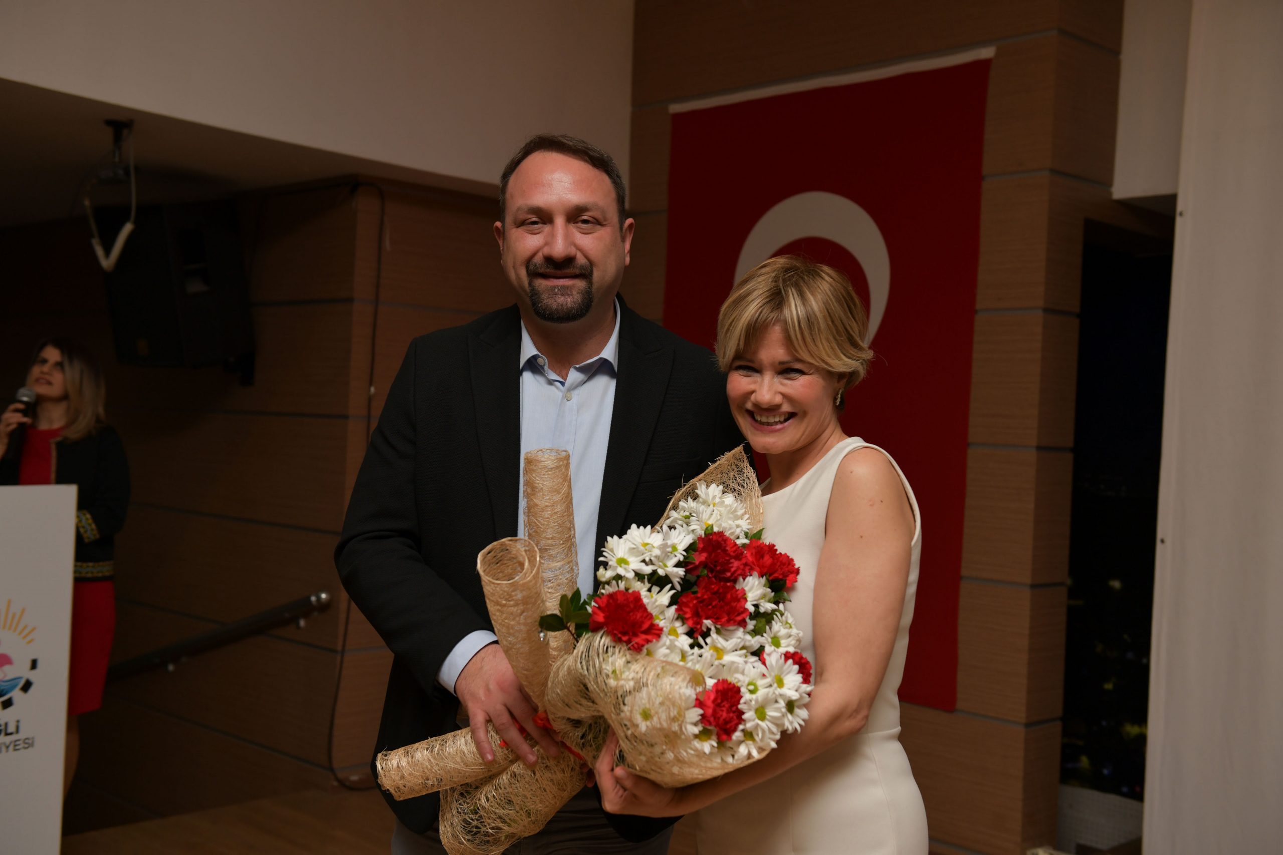 Gazeteci – Yazar Tuluhan Tekelioğlu Çiğli’de