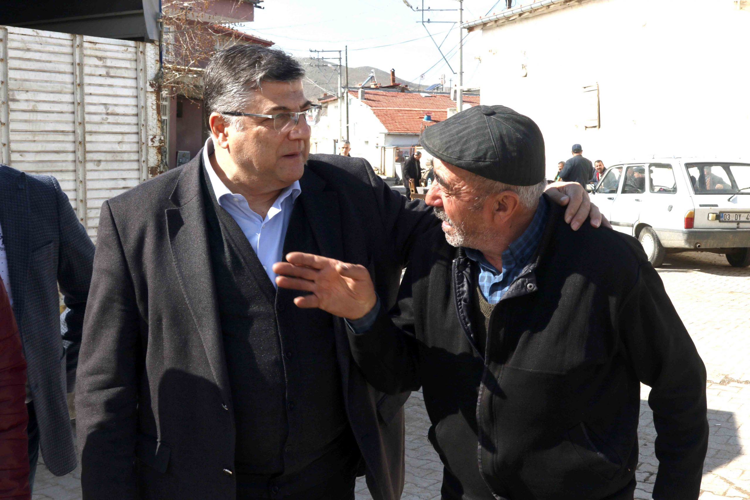 CHP’li Sındır, “Çiftçiyi toprağına küstürdüler”