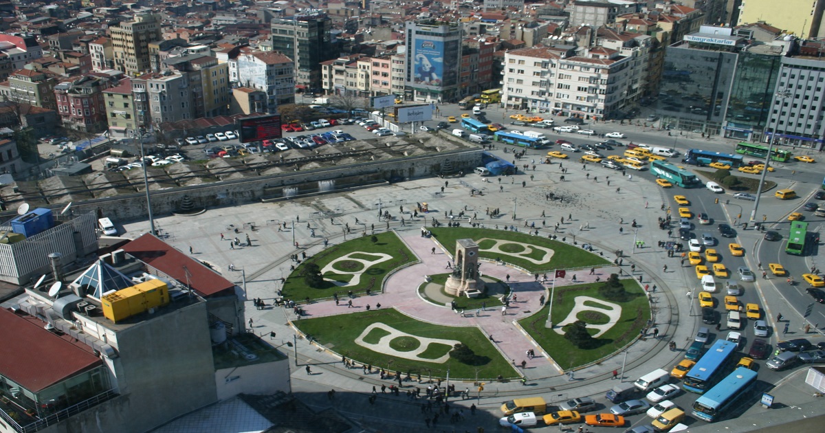 Beton yığınına dönen Taksim Meydanı yeniden hayata dönecek!
