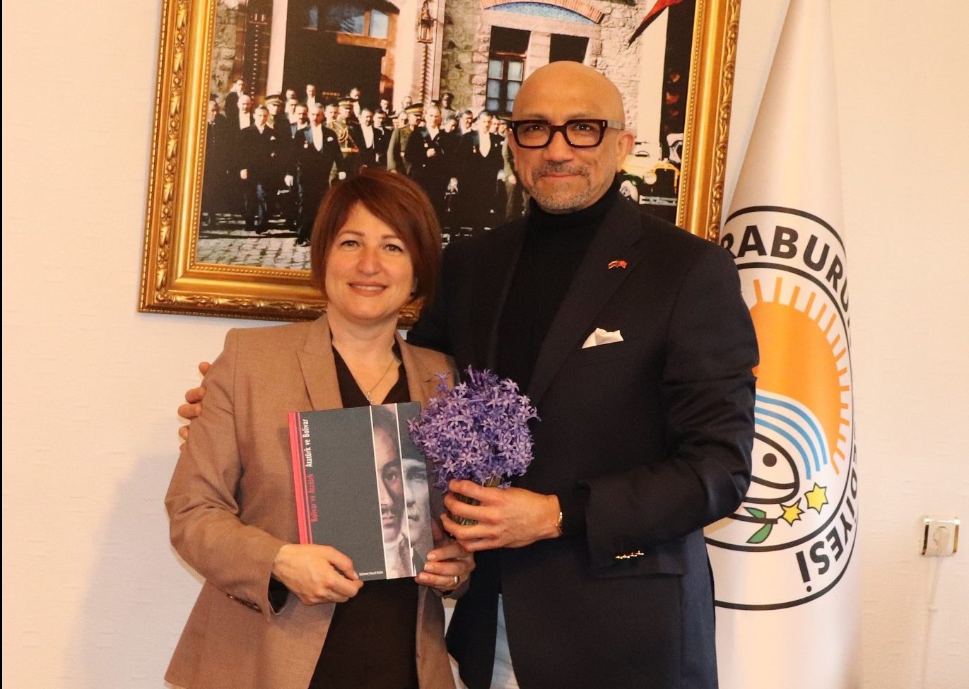 Venezuela’dan Karaburun’a dostluk ziyareti