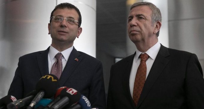 İstanbul ve Ankara belediyelerinin bağış hesaplarına bloke konuldu