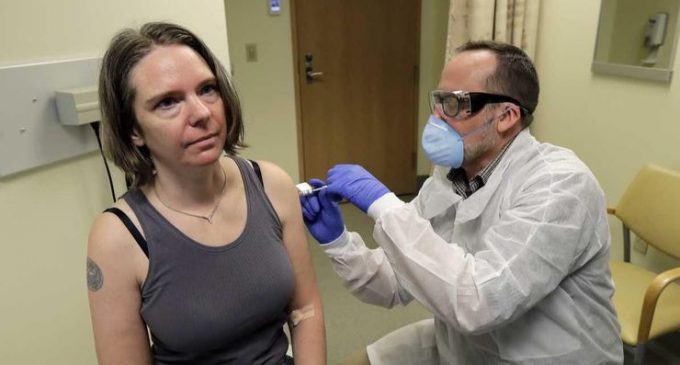 Koronavirüse karşı geliştirilen aşı ilk kez denendi!