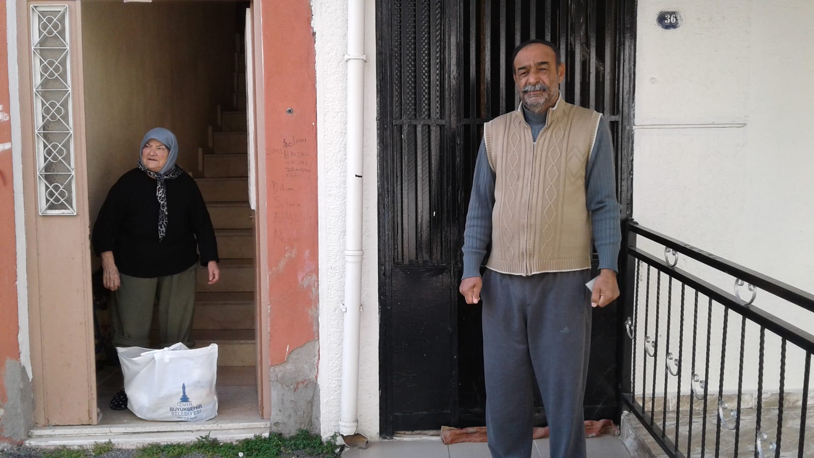 Tepecikliler'in yüzü güldü. Kara günde yardımlarına Büyükşehir yetişti.