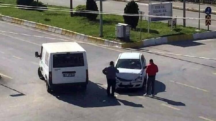 İkisi de fırıncı. Bomboş yolda birbirlerine çarptılar.