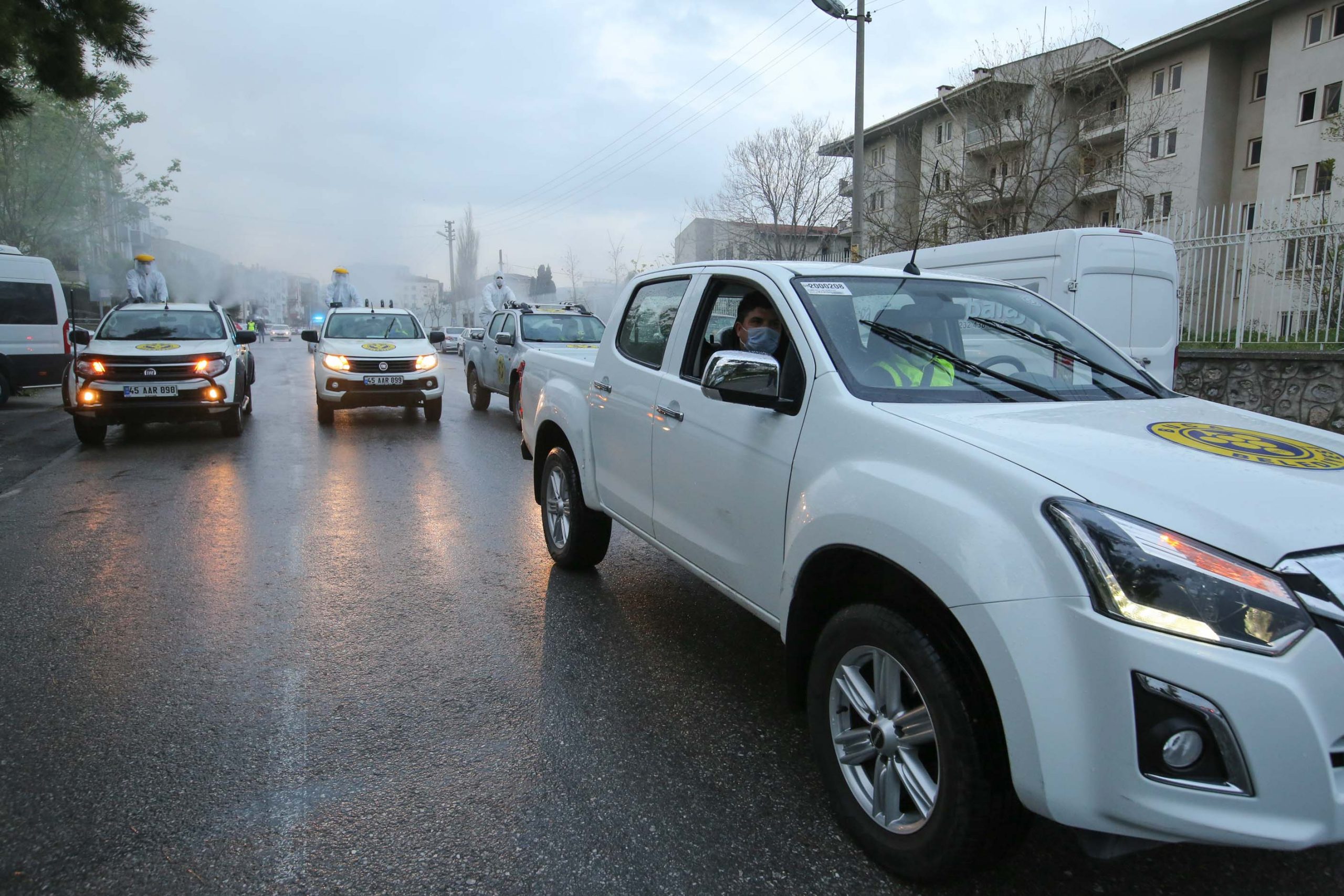 Buca’nın tamamı karış karış dezenfekte edildi