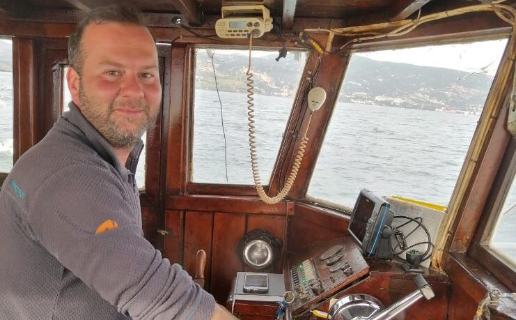 Foça'da kaptanlar sezona hazırlanıyor