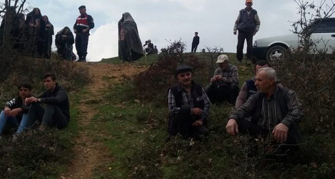 Maden şirketinin ağaç kesmesine izin vermeyen köy, koronadan değil protestodan karantinaya alındı