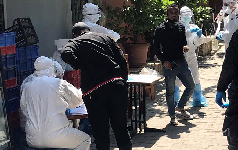 İzmir'in kalbinde korona operasyonu