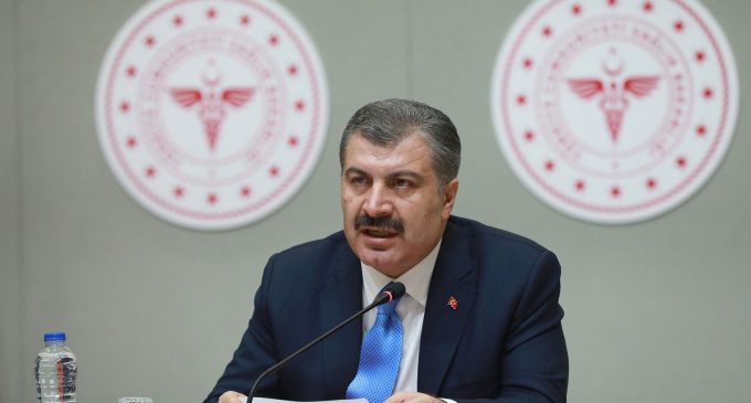 Bakan koca açıkladı: 65 yaş üstü ve 20 yaş altı için sokağa çıkma yasağı ne zaman kalkacak?