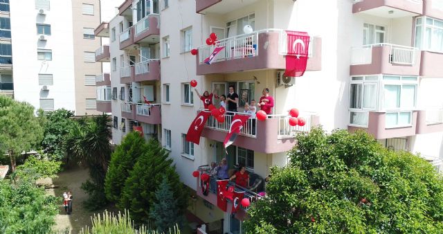 19 Mayıs’ı ‘Apartman Festivali’ ile kutladılar!