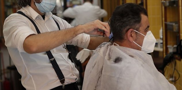 Uşak'ta korkulan oldu: 26 berber koronavirüse yakalandı!