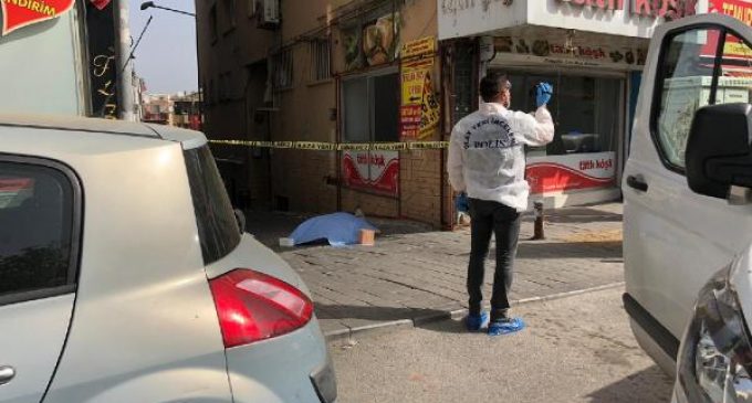 İzmirli 82 yaşındaki adam beşinci kattaki evinin penceresinde atlayarak intihar etti