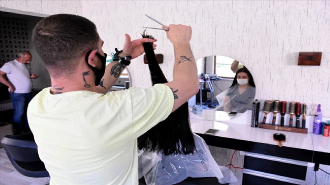 Kuaför ve berberlerin zorlu mesaisi başladı! Uzmanlardan düzenli test ve 'en fazla 30 dakika' uyarısı!