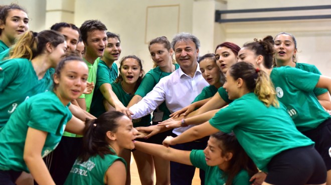 Bornova Belediyesi’nden gençlere özel projeler