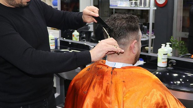 İzmir'de berberlere gece çalışma izni!