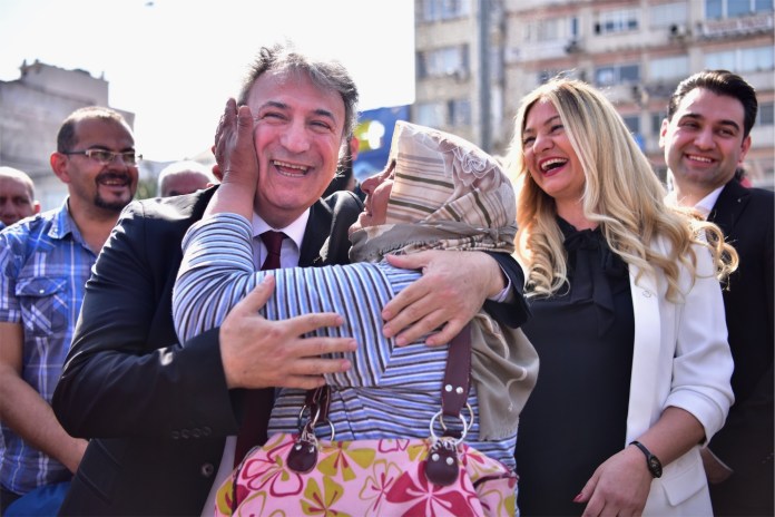 ‘Erkek yerini bilsin’ akımına Başkan İduğ'dan destek: Erkekler korkmadan geçebilsin diye...