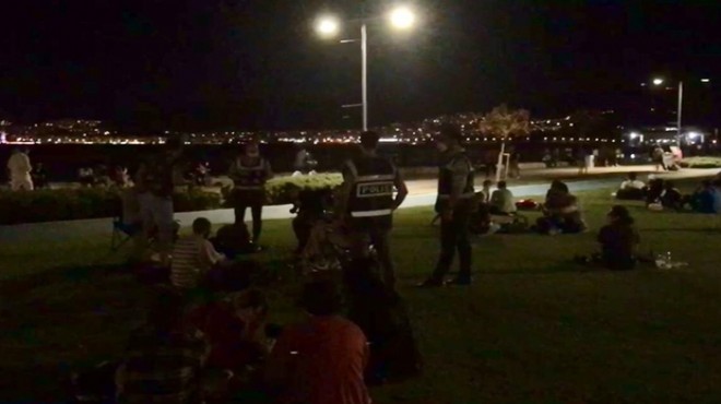 İzmir'de 'sosyal mesafe' denetimi: 70 kişiye ceza!