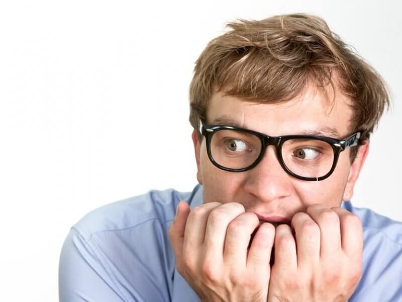 Tırnak yeme alışkanlığı canından etti