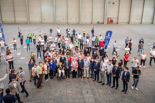 Başkan Soyer İzmir gönüllülerini ziyaret etti: “Biz böyle güzeliz, böyle güçlüyüz”