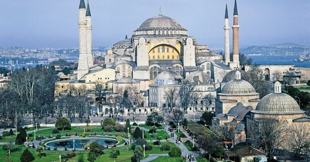 Ayasofya’nın cami olarak ibadete açılıyor iddiası!