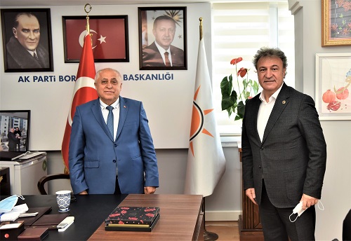 Başkan İduğ’dan AK Parti’ye hayırlı olsun ziyareti