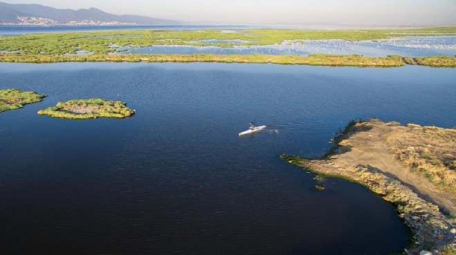 Karşıyaka'nın tartışmalı satışlarına Tugay'dan çağrı: Burayı satan ve alanlar..
