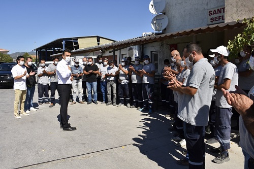 Başkan Kırgöz personeliyle bayramlaştı 