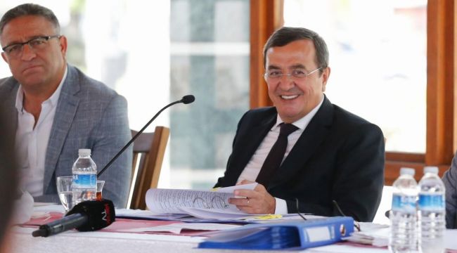 Başkan Batur muhtarlarla üçüncü kez buluştu!