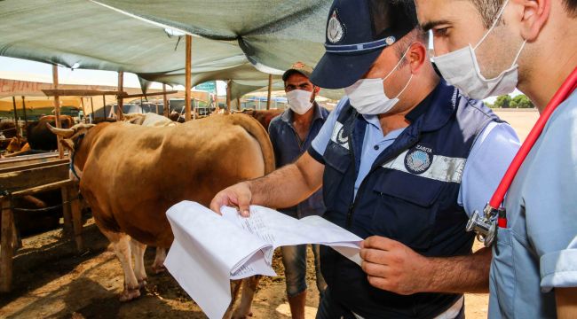 Buca Belediyesi kurban pazarlarını denetledi!