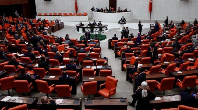 Çoklu baro teklifi tüm itirazlara rağmen TBMM Genel Kurulunda kabul edildi